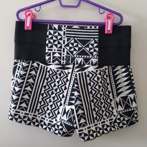 Black and white aztec design high waist shorts M